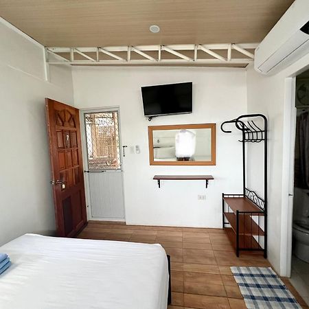 Balai Tinay Guesthouse Legazpi Bilik gambar