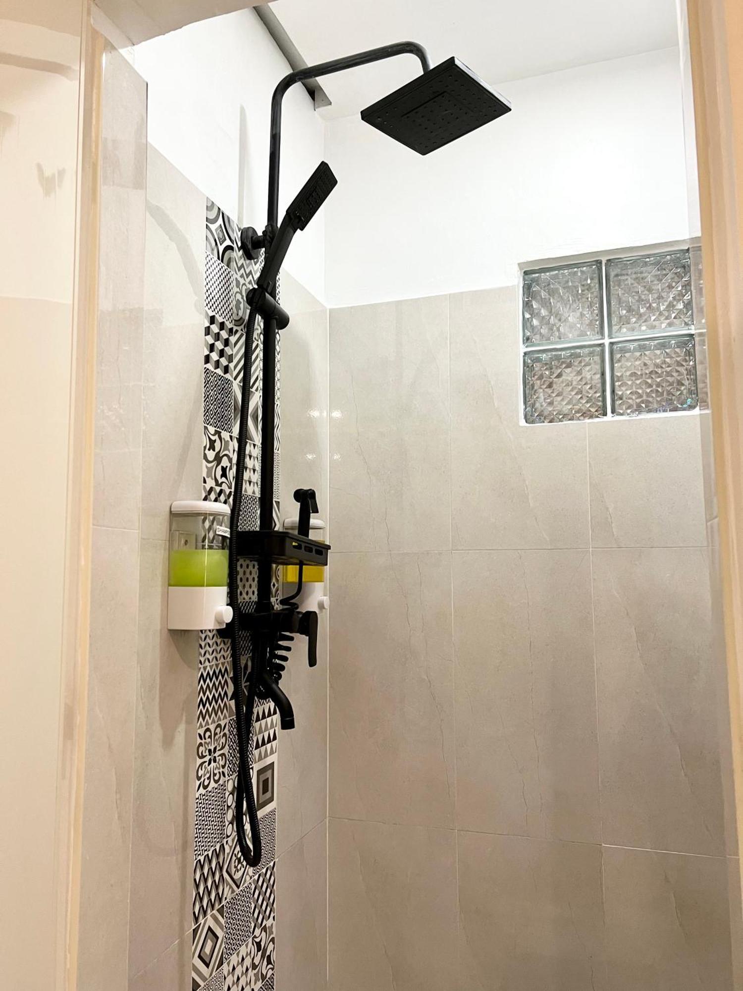 Balai Tinay Guesthouse Legazpi Bilik gambar