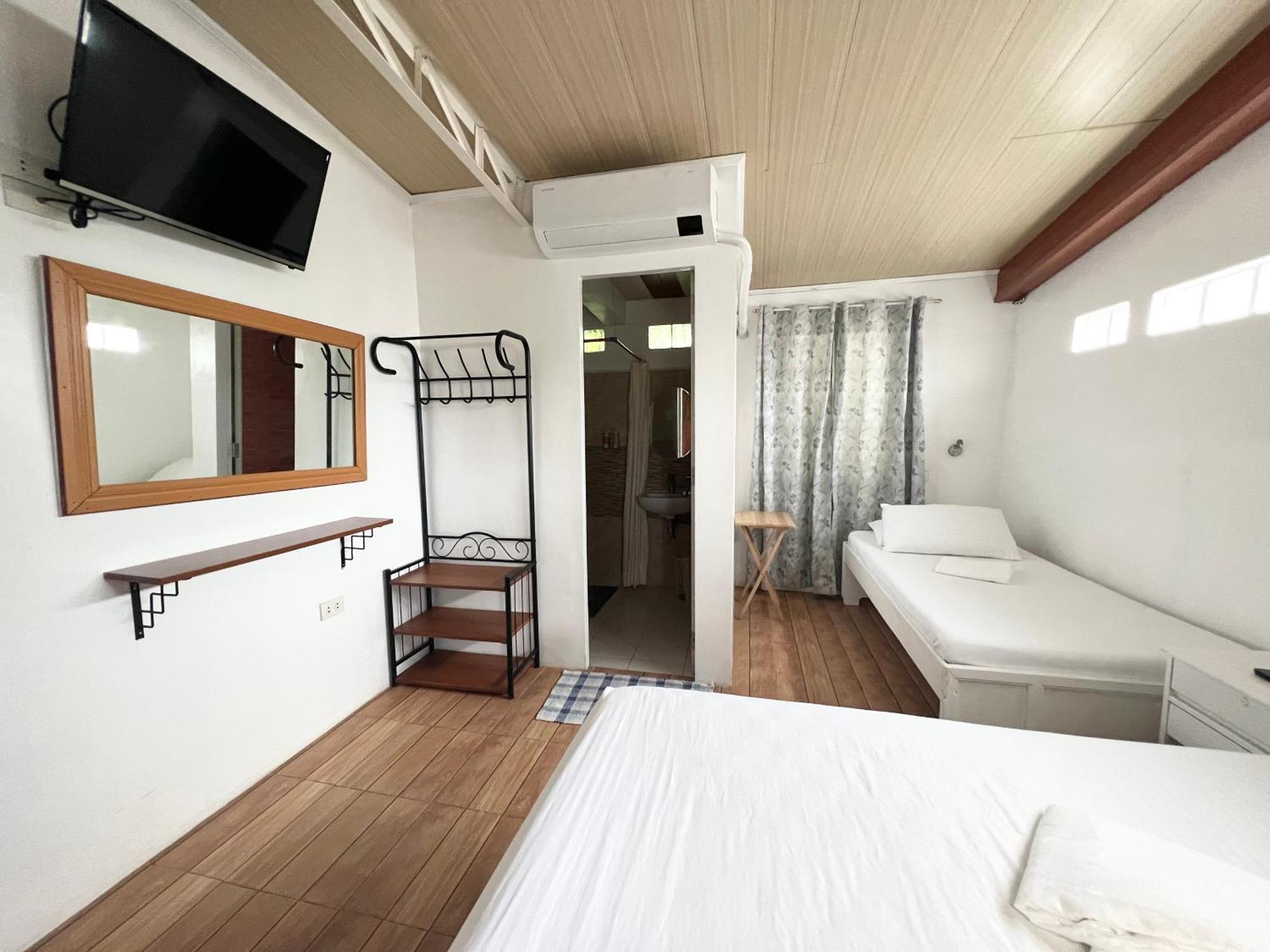 Balai Tinay Guesthouse Legazpi Luaran gambar