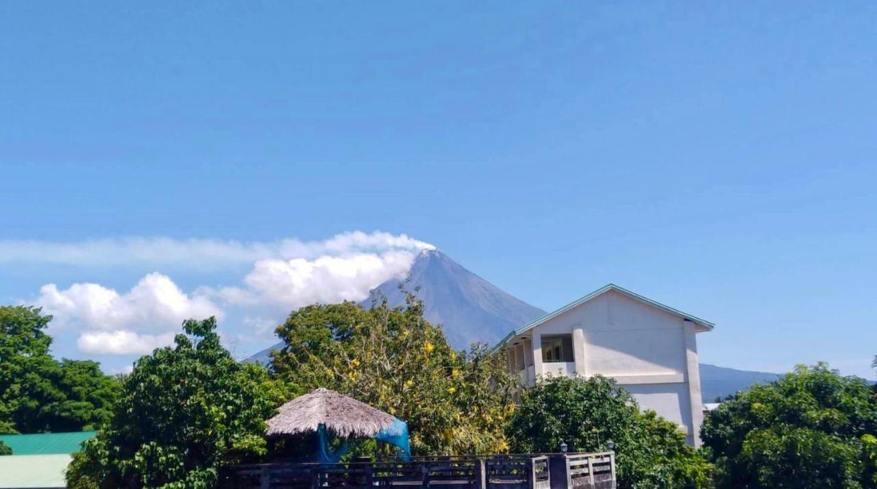 Balai Tinay Guesthouse Legazpi Luaran gambar